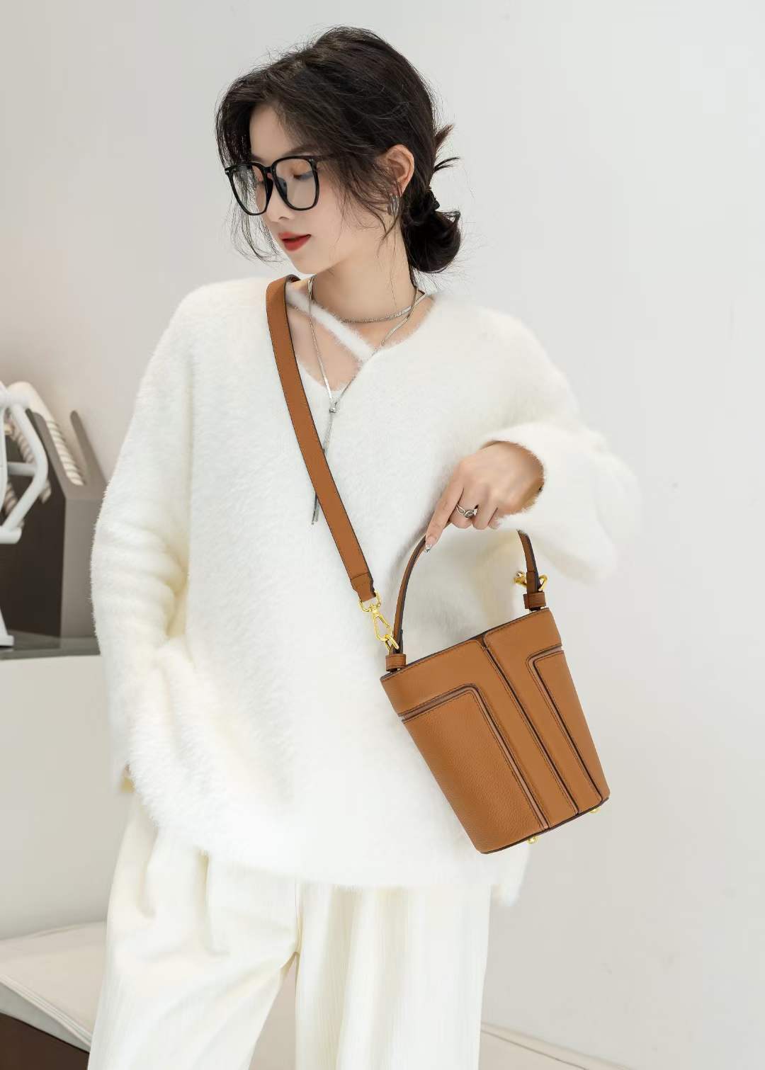Italian Cowhide Trendy Large Capacity Tote Shoulder Bag
