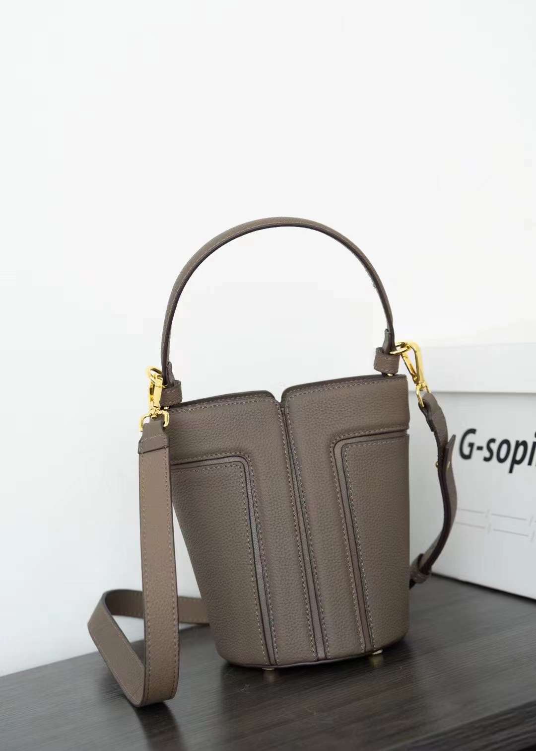 Italian Cowhide Trendy Large Capacity Tote Shoulder Bag